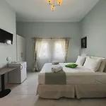 Hotel Myrto