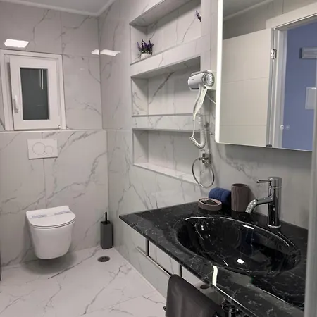 Myrto Hotel 3*